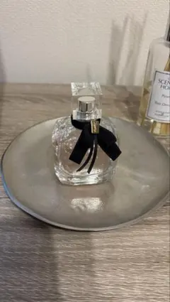 【70%OFF】イヴ・サンローラン　モンパリ　オーデパルファム　50mL