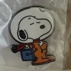 新品！PEANUTS スヌーピー　宇宙飛行士　ピンバッジ
