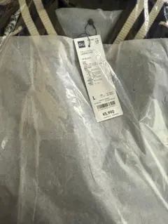 サテンブルゾン