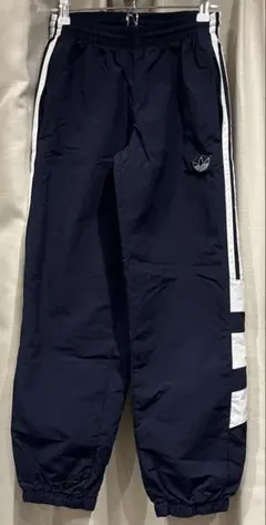 Item thumbnail for item 82a81bc0-5e0f-4a2e-8327-73f3afde1213