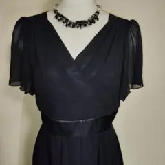 黒 フレンチスリーブ フレアドレス(13号)即日発送可