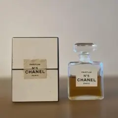 CHANEL シャネル　No.5 香水