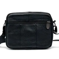 新品　ブラック　黒　レザー ショルダーバッグ　メンズ　使いやすい