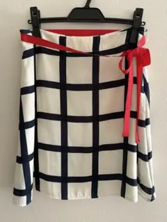 Tommy Hilfiger トミー ヒルフィガー 孔子柄スカート 6のサムネイル