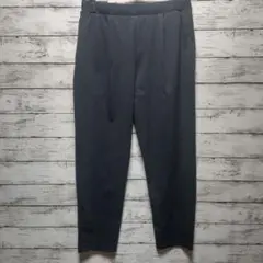 UNIQLO　ウルトラストレッチアクティブエアリーテーパードパンツ　Lサイズ