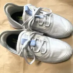 Reebok スニーカー