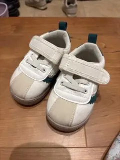 ベビーシューズ