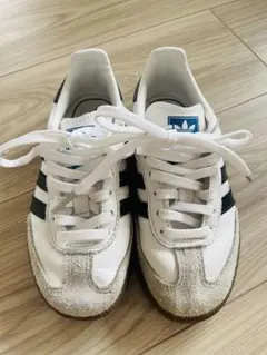 adidas ホワイト/ブラック スニーカー17cm