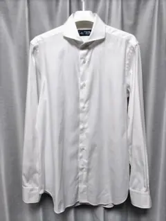 鎌倉シャツ　ワイシャツ　カッタウェイカラー　白