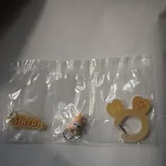 TWICE LOVELYS アクリルカラビナフロッキーマスコット ジヒョ