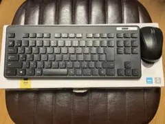 ワイヤレスキーボードとマウスセット