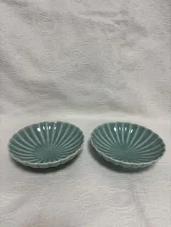 深川製磁　青磁 輪花皿 2枚　カケあり