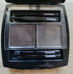 ラ パレット スルスィル ドゥ シャネル n03 アイブロウパレット