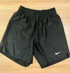 NIKE ハーフパンツ ブラック Mサイズのサムネイル