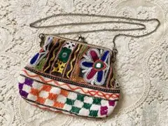 最終価格　新品　アジア民族刺繍布使い　2WAY ポシェットにもなる♪がま口ポーチ