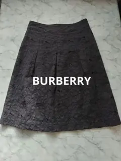 BURBERRYブラックスカート