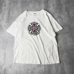 NHSタグ INDEPENDENT アイアンクロス ビッグロゴ Tシャツ 白のサムネイル