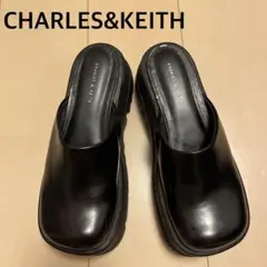CHARLES&KEITH★レーニア プラットフォームラウンドトゥミュール