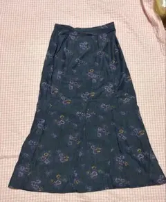 ワールド　花柄 ロングスカート マーメイド風のサムネイル