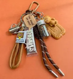 じゃらじゃらキーホルダー お菓子 カフェくま 茶系 バッグチャーム