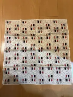 ポール&ジョーシスター　口紅デザインハンカチ