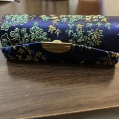 青色の刺繍入り印鑑ケース