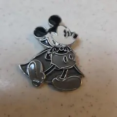 ミッキーマウス マント付きピンバッジ