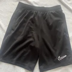キッズNike DRI-FIT ブラック ハーフパンツ M