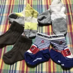 ベビー　靴下　まとめ売り　4足　ミキハウス　他　新生児