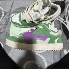 27 OFF-WHITE OFF COURT LOW GREENオフホワイトのサムネイル
