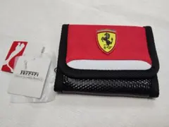 新品タグ付き未使用イタリアFerrari プーマ 二つ折り財布 赤黒、日本未入荷