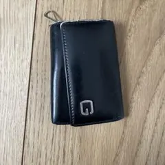 GUCCI 黒いレザーキーケース G ロゴ　ジャンク品