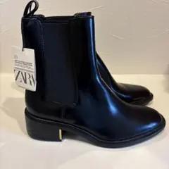 新品 ZARA サイドゴアブーツ 24.5 ⑤のサムネイル