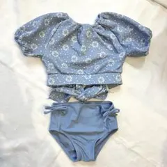 背中開き　リボン　バースデイ　花柄　ブルー水着　90 セパレート　スイムウェア