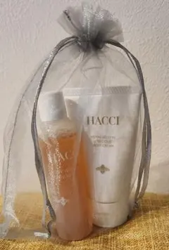 【未使用】HACCI ボディウォッシュ ボディクリーム 巾着付 ギフトセットのサムネイル