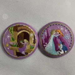 ディズニー　刺繍缶バッジ　ビスケット2