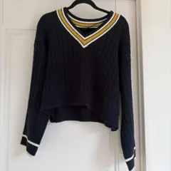 GU ネイビー Vネック　セーター XL