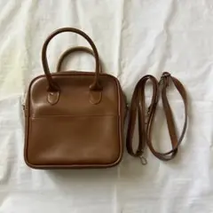 ブラウン ハンドバッグ ストラップ付き