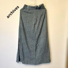 アルシーヴ archives ターコイズブルー　花柄フレアスカート