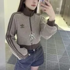 adidas クロップドジャージ ベージュブラウン M