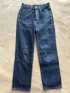 GU ストレートデニムパンツ Sサイズ