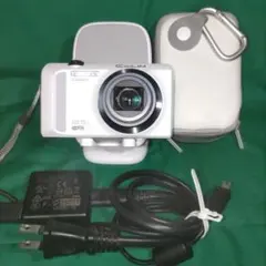 ☆極美品☆動作確認済み☆カシオ☆Exilm☆EX―ZR200☆おまけ付き☆
