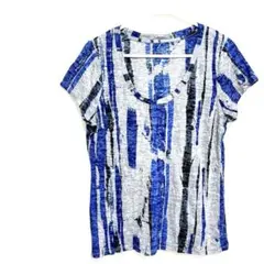 グレーと青のストライプ 半袖Tシャツ 夏向けアイテム！ 気やすさ抜群！ 奇抜