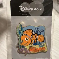 【新品未使用】 ディズニー ニモ ピンバッジ ピクサー ストア 限定 レア
