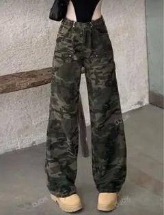 迷彩柄デニムパンツ