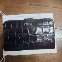 最後のお値下げ！早いもの勝ち！ クロコダイル型押し 二つ折り財布
