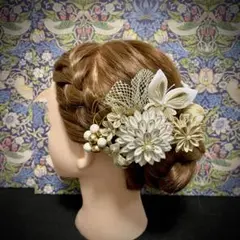 ❣️タイムセール【4034】 髪飾り 成人式 振袖 卒業式 袴 つまみ細工 白