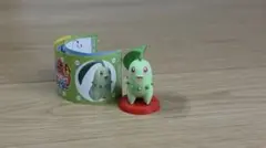 チョコエッグ　ポケットモンスター旅立ちの３匹　チコリータ　フィギュア
