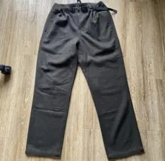 グラミチ　ウールリラックスドプリーツドトラウザー