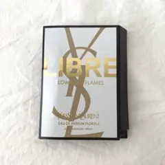 YSL LIBRE FLOWERS & FLAMES 香水 サンプルのサムネイル